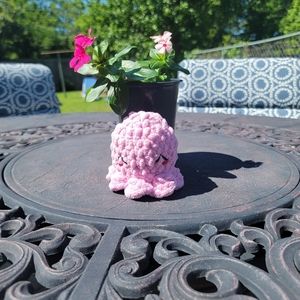 Soft Handmade Crochet Blushing Squid